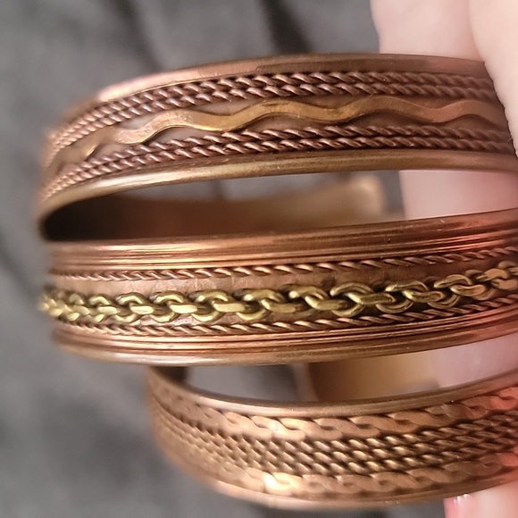 Copper bracets - Picture 2 of 2